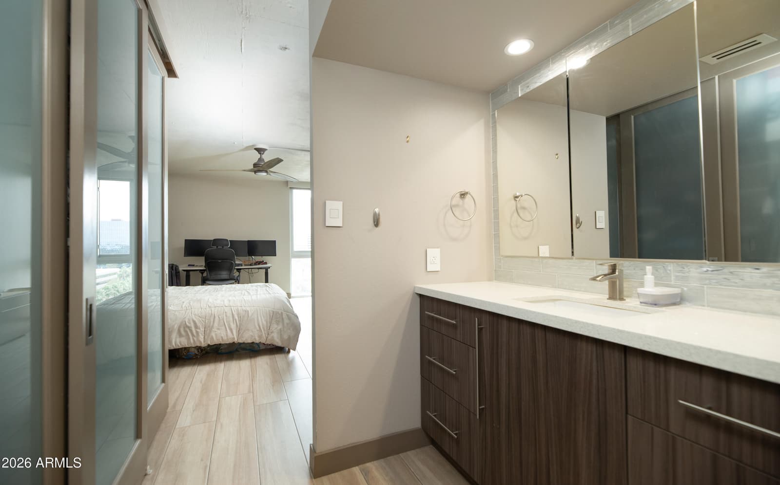 2323 N CENTRAL Avenue 903, Phoenix, AZ 85004 — photo 21 of 94