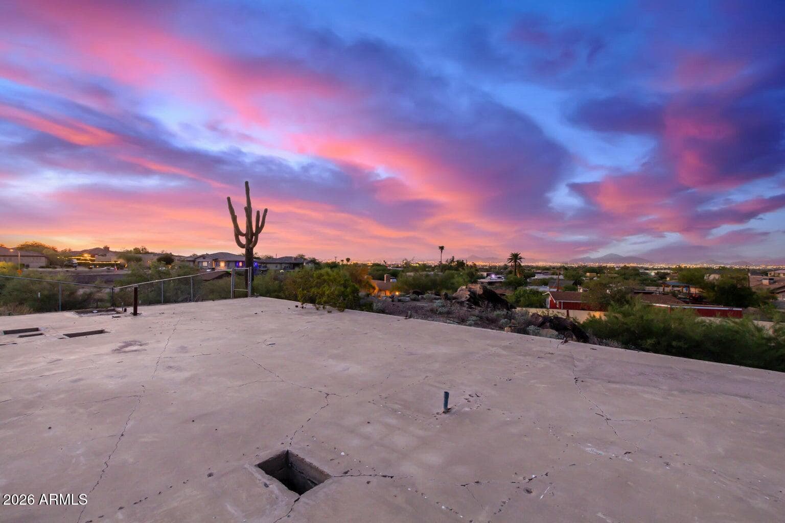 2515 E VALLEY VIEW Drive, Phoenix, AZ 85042 — photo 7 of 20