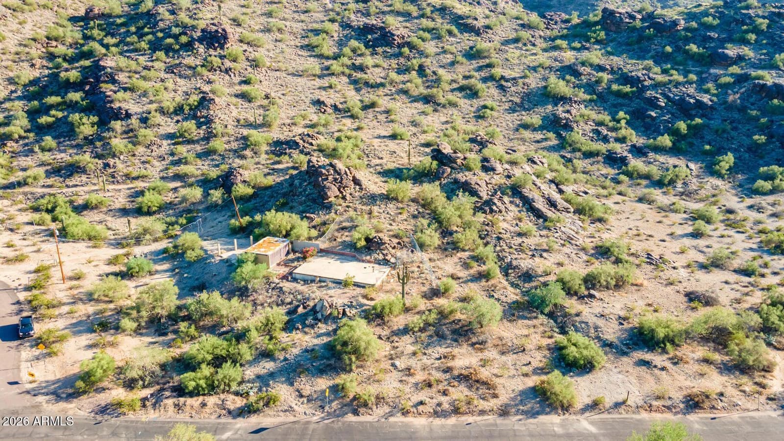 2515 E VALLEY VIEW Drive, Phoenix, AZ 85042 — photo 10 of 20