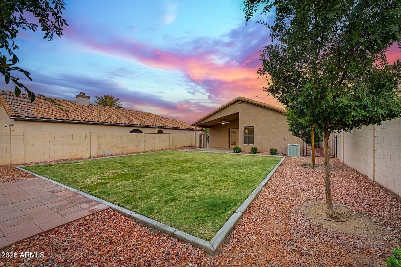 1038 W BUTLER Court, Chandler, AZ 85224 — photo 7 of 51