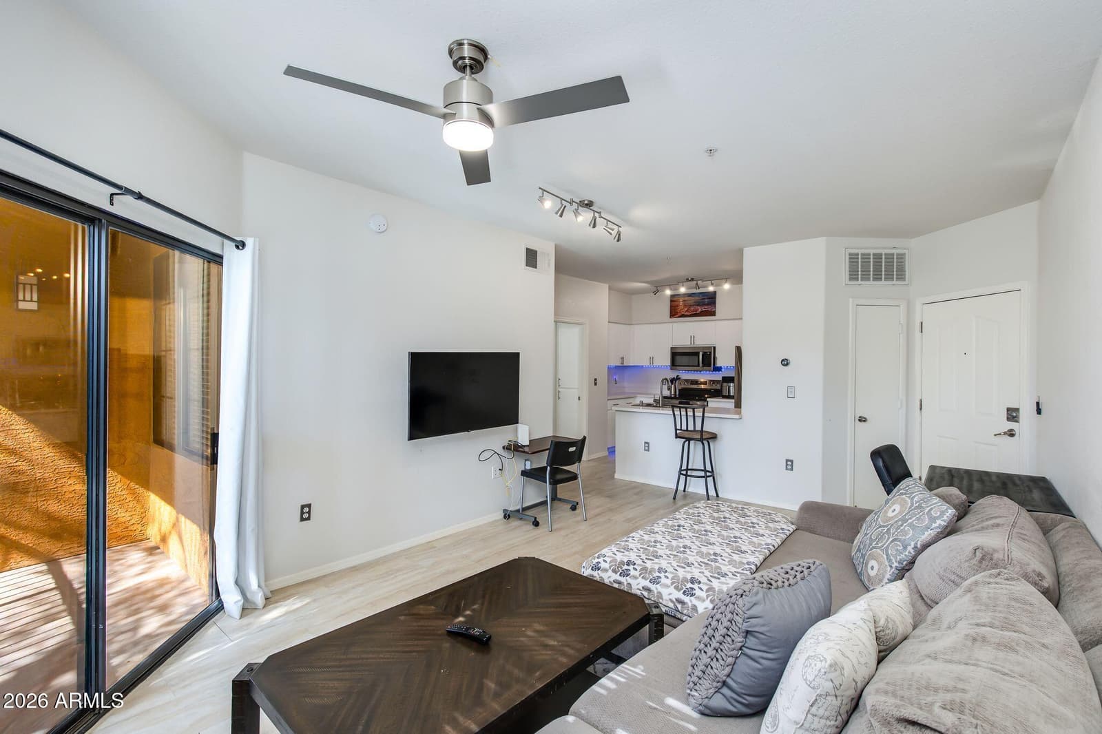 5302 E VAN BUREN Street 3026, Phoenix, AZ 85008 — photo 10 of 31