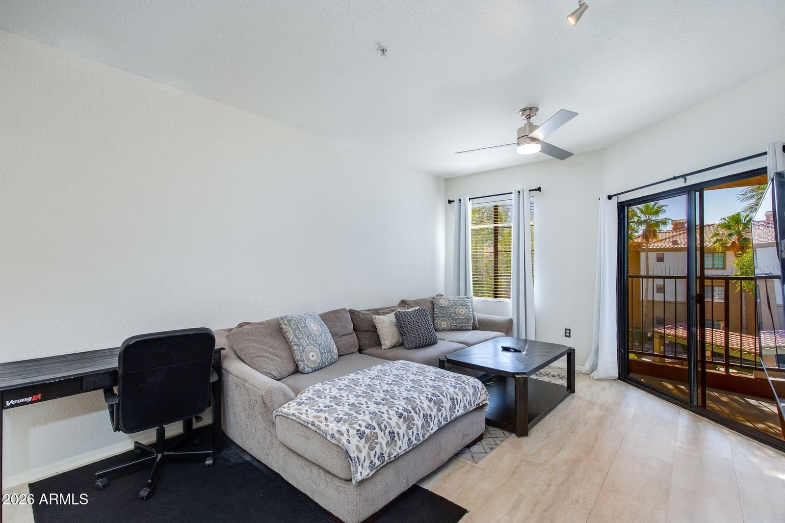 5302 E VAN BUREN Street 3026, Phoenix, AZ 85008 — photo 13 of 31