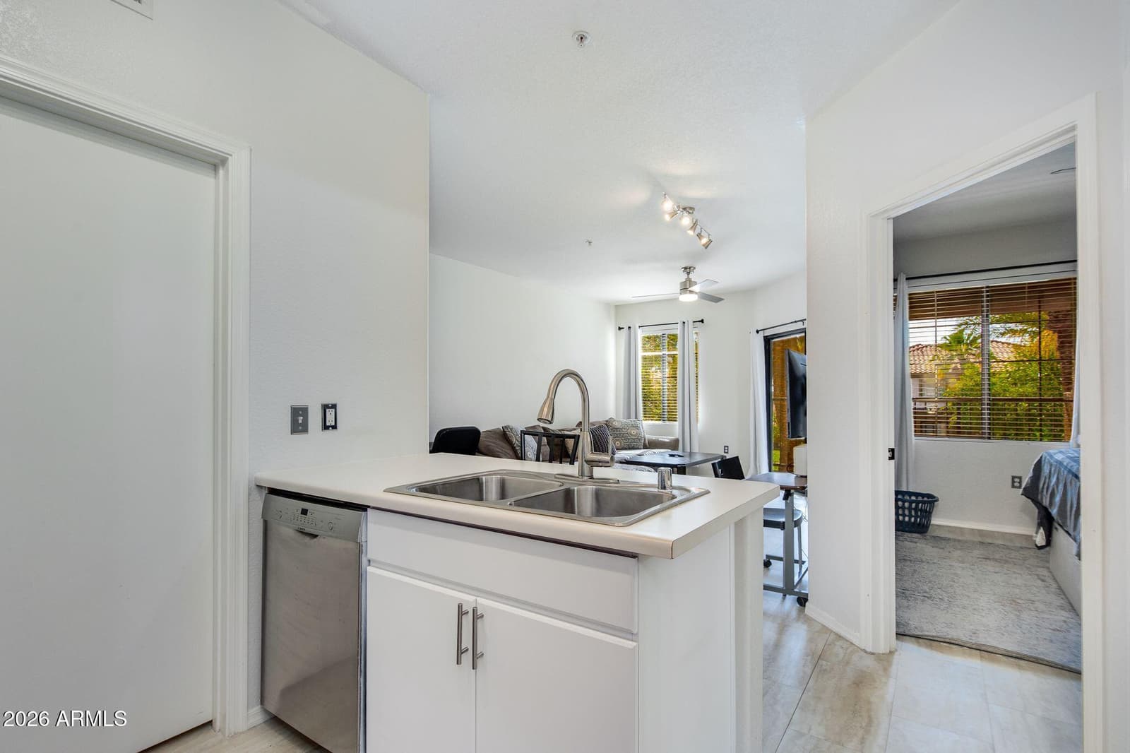5302 E VAN BUREN Street 3026, Phoenix, AZ 85008 — photo 25 of 31