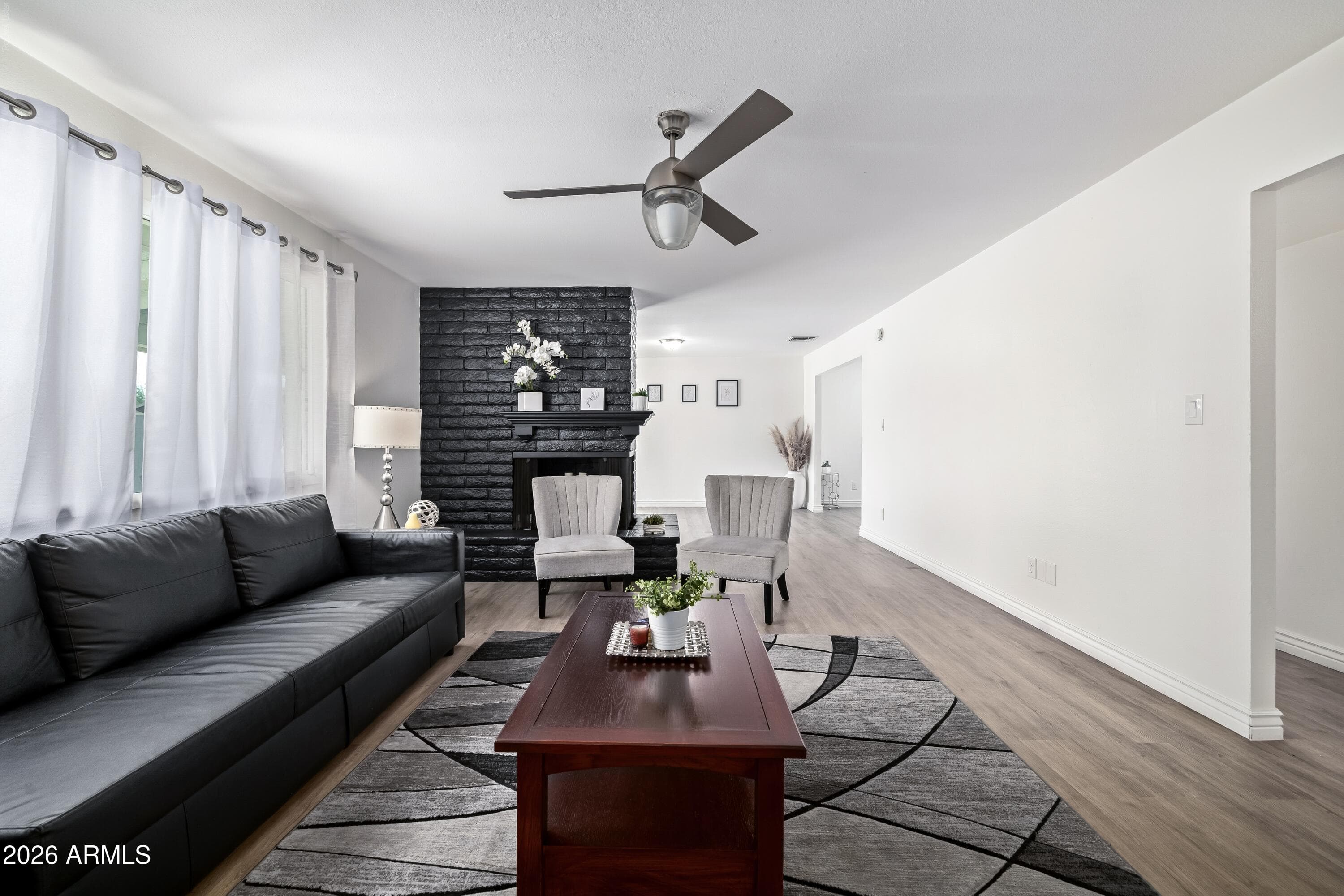 3101 W SHANGRI LA Road, Phoenix, AZ 85029 — photo 13 of 40