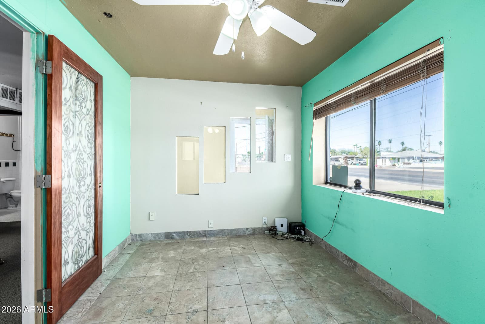 545 E UNIVERSITY Drive, Mesa, AZ 85203 — photo 19 of 39