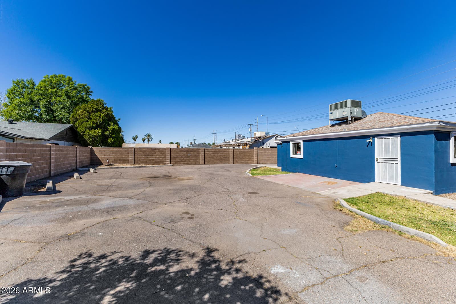545 E UNIVERSITY Drive, Mesa, AZ 85203 — photo 29 of 39