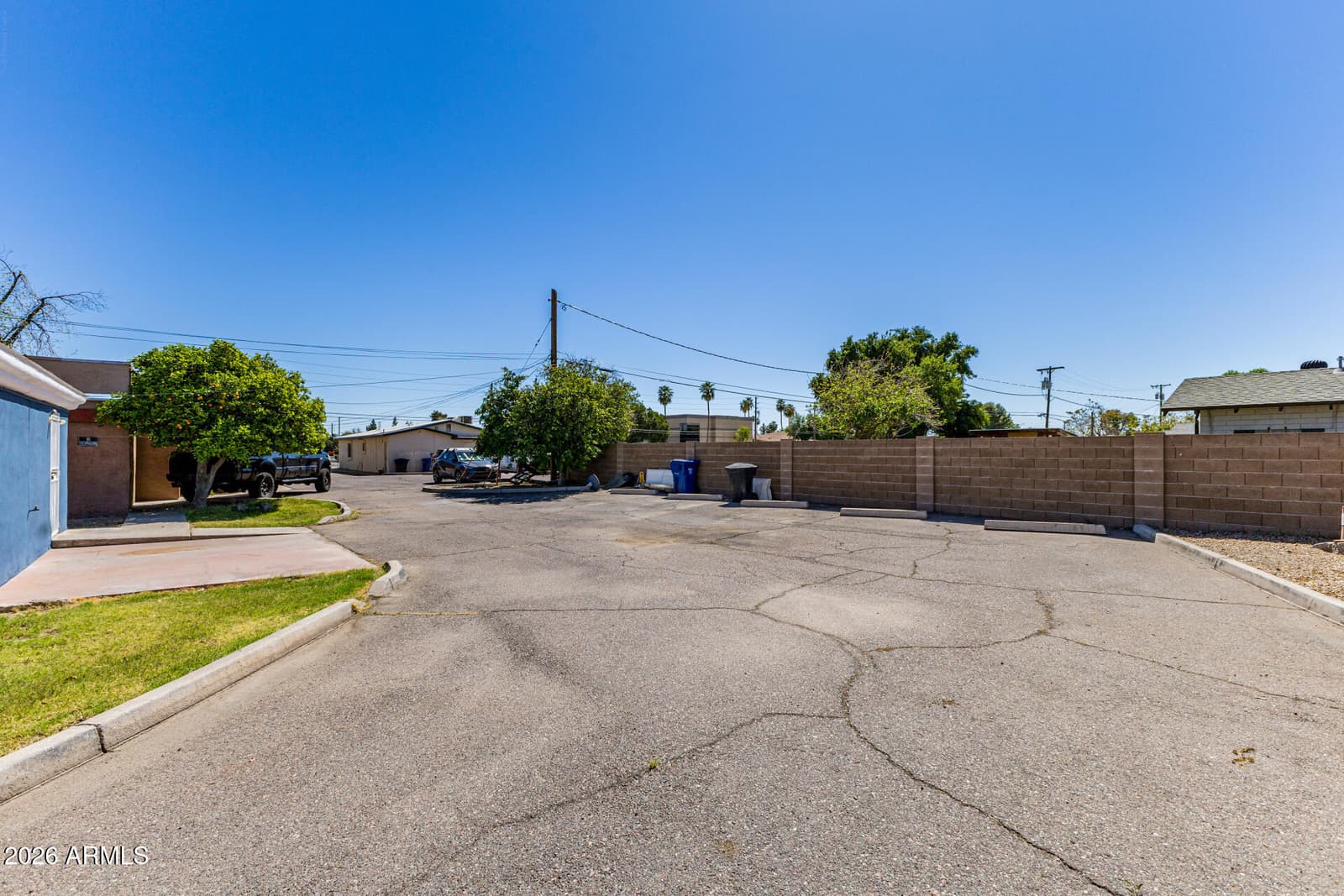 545 E UNIVERSITY Drive, Mesa, AZ 85203 — photo 31 of 39