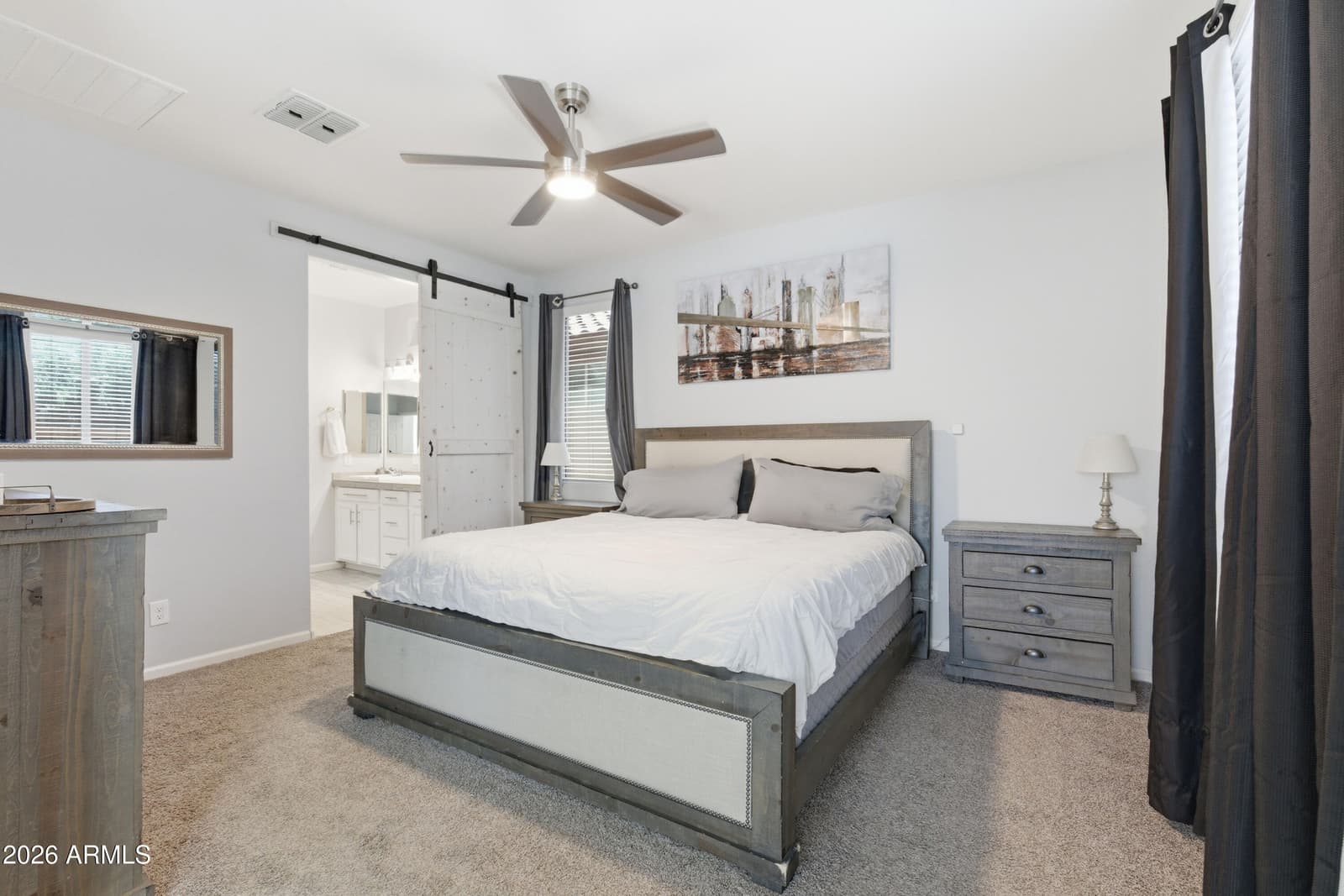 3925 E NARROWLEAF Drive, Gilbert, AZ 85298 — photo 4 of 75