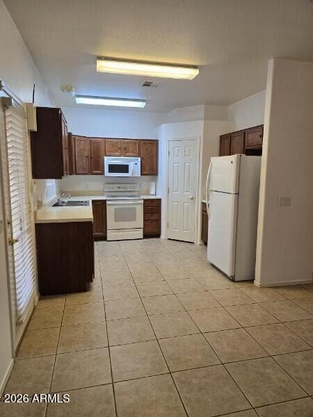 10324 W Grayback Drive, Arizona City, AZ 85123 — photo 7 of 28
