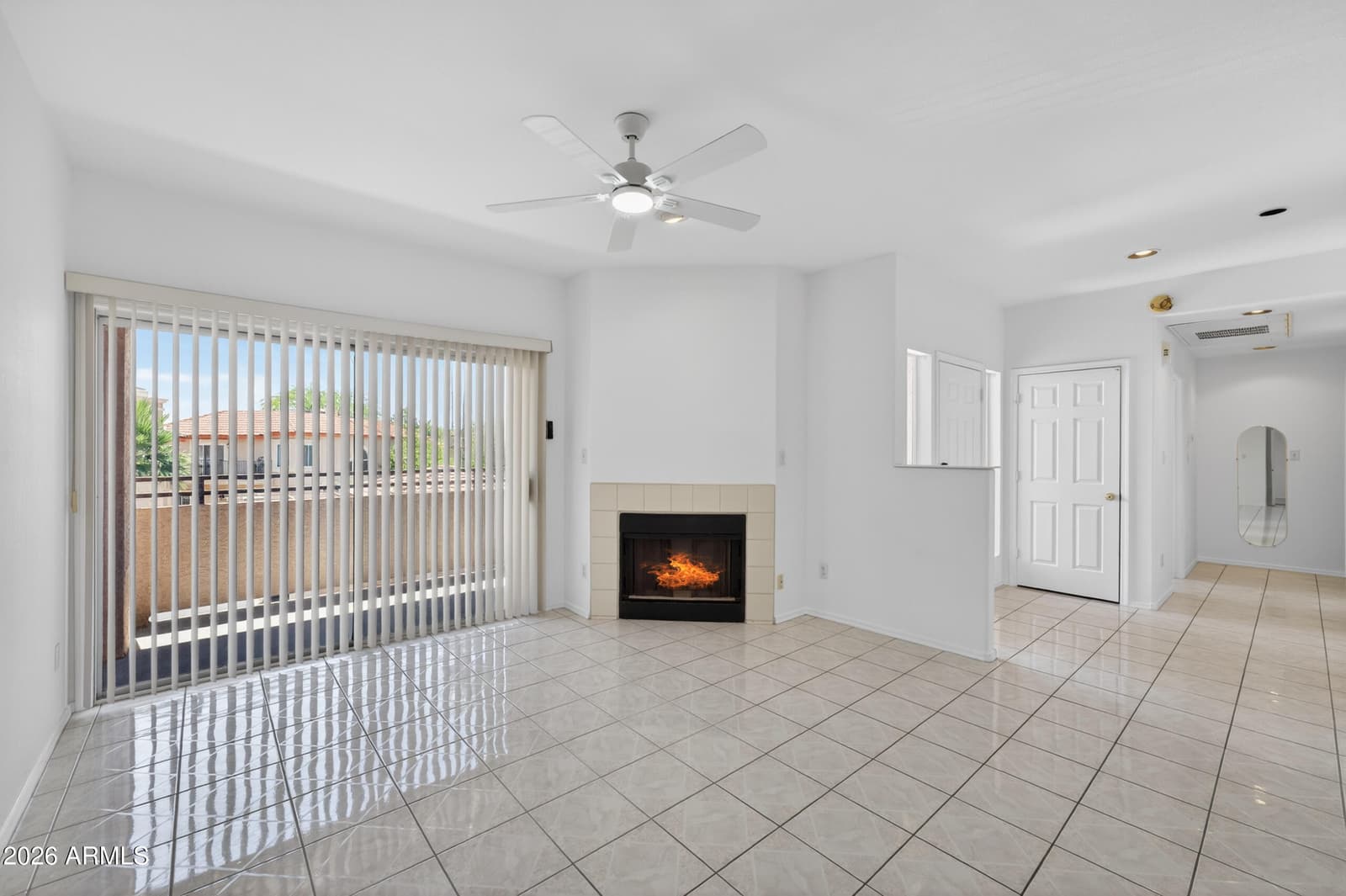 10410 N CAVE CREEK Road 2124, Phoenix, AZ 85020 — photo 7 of 41