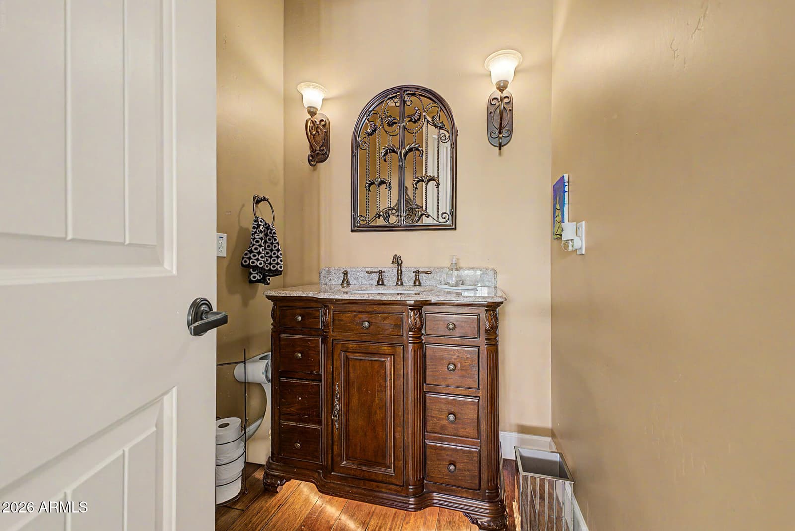 5130 N 32ND Place, Phoenix, AZ 85018 — photo 8 of 36