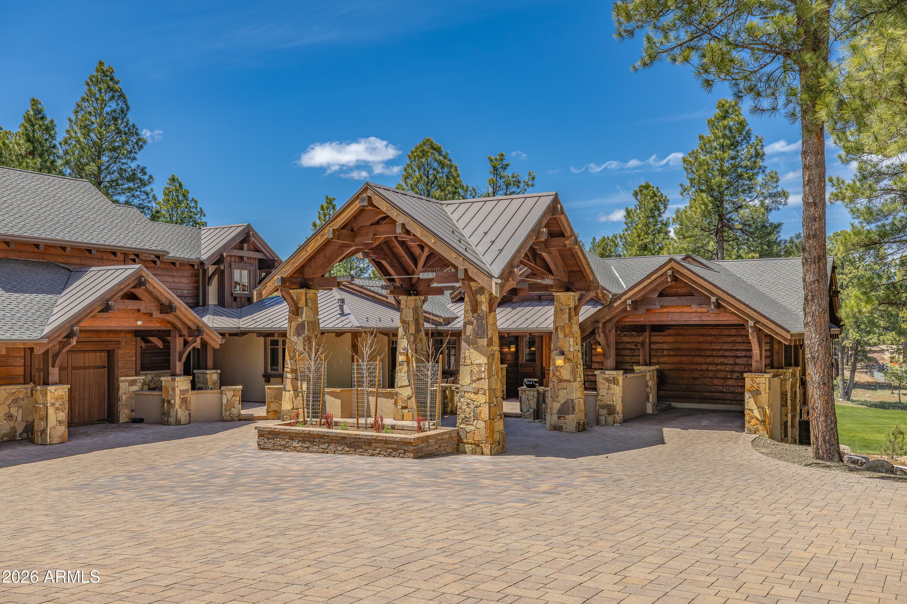 2398 E DEL RAE Drive, Flagstaff, AZ 86005 — photo 3 of 84