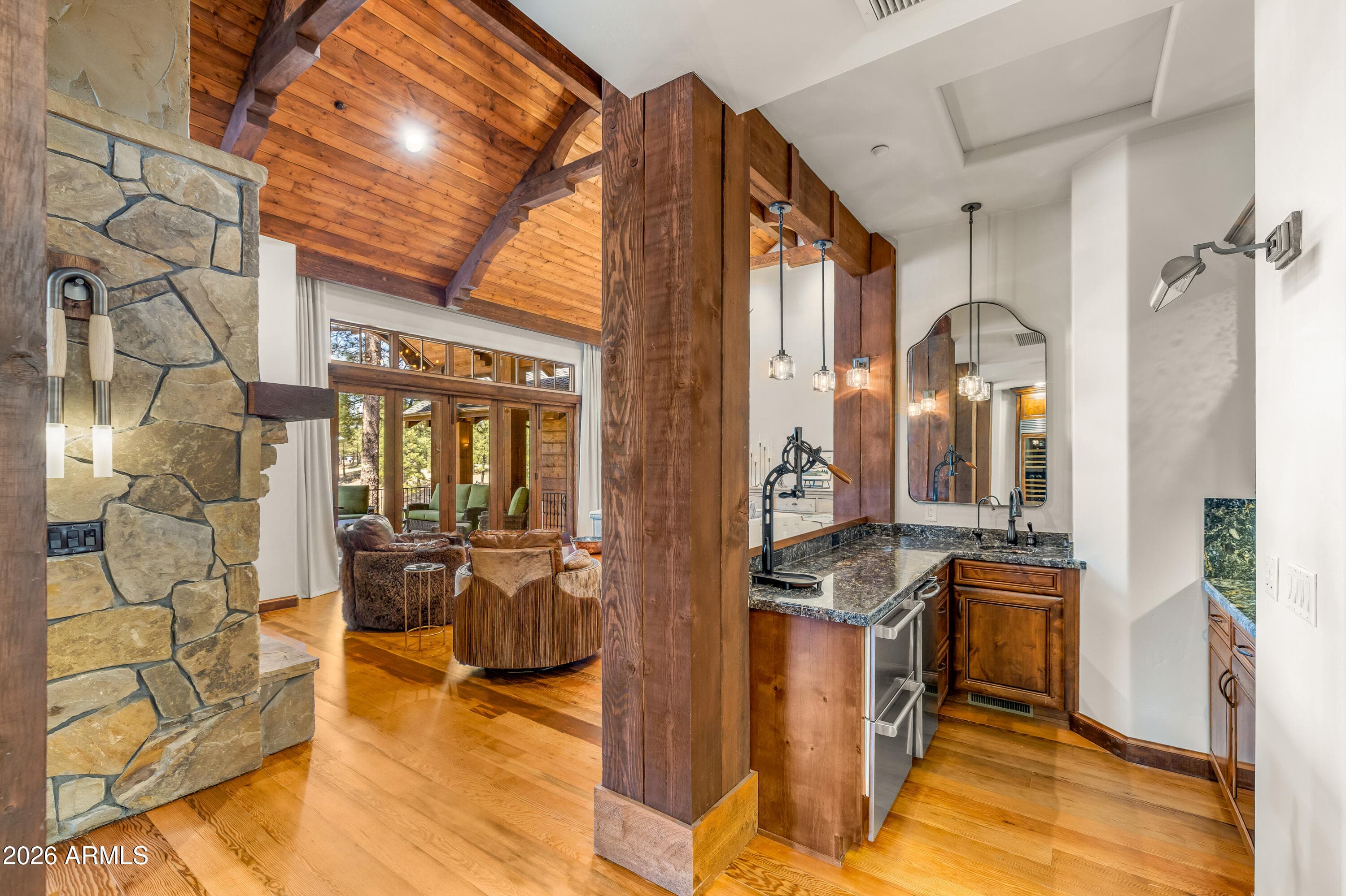 2398 E DEL RAE Drive, Flagstaff, AZ 86005 — photo 12 of 84