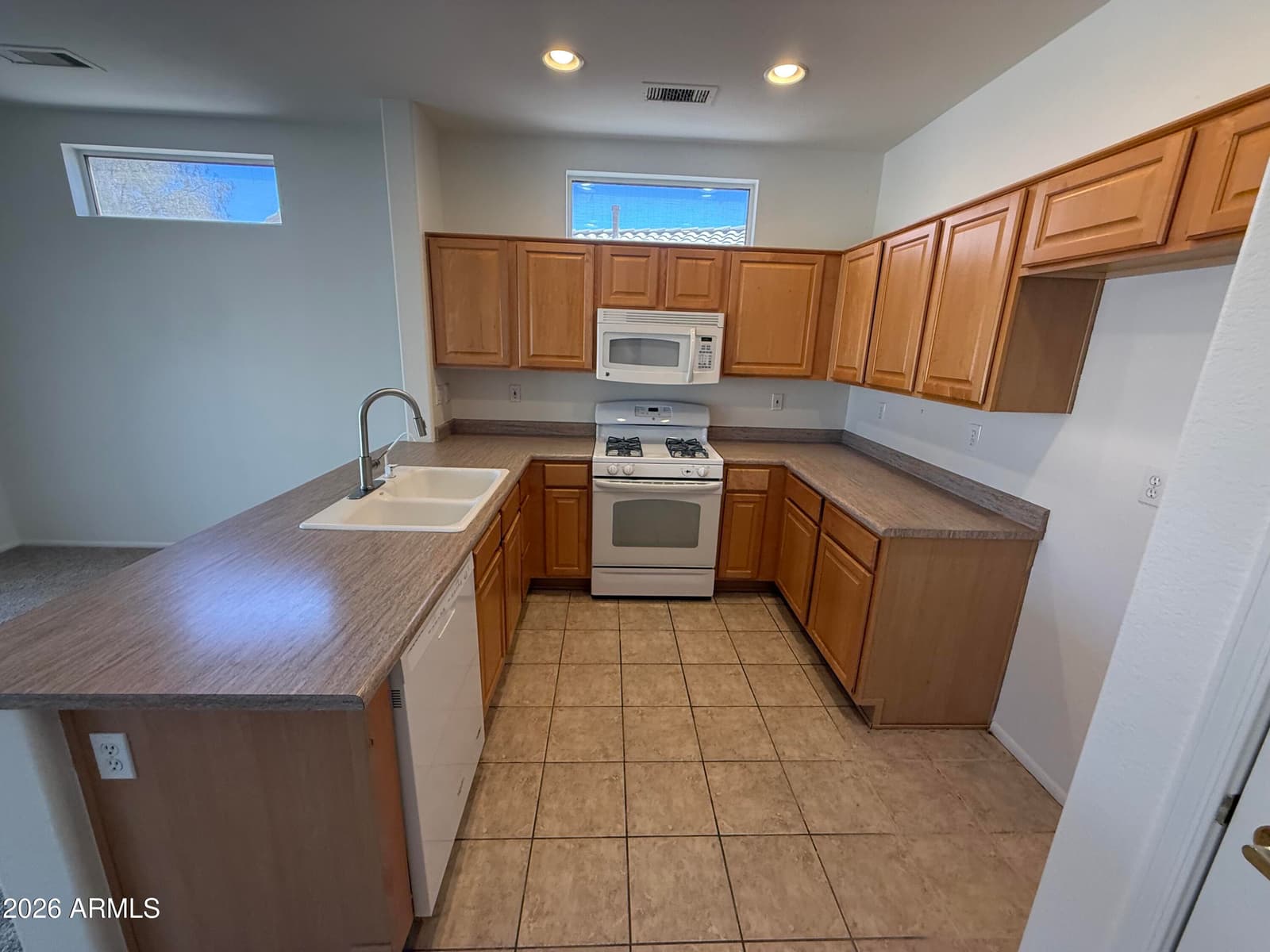 15616 W AZALEA Lane, Surprise, AZ 85374 — photo 8 of 13