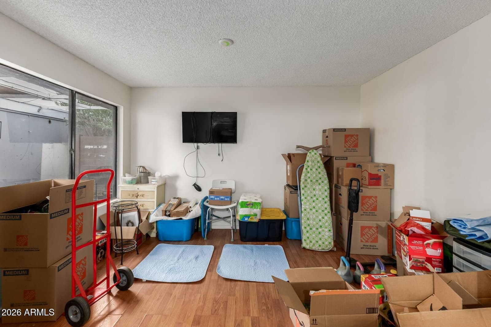 8802 N NEW WORLD Drive, Glendale, AZ 85302 — photo 5 of 15
