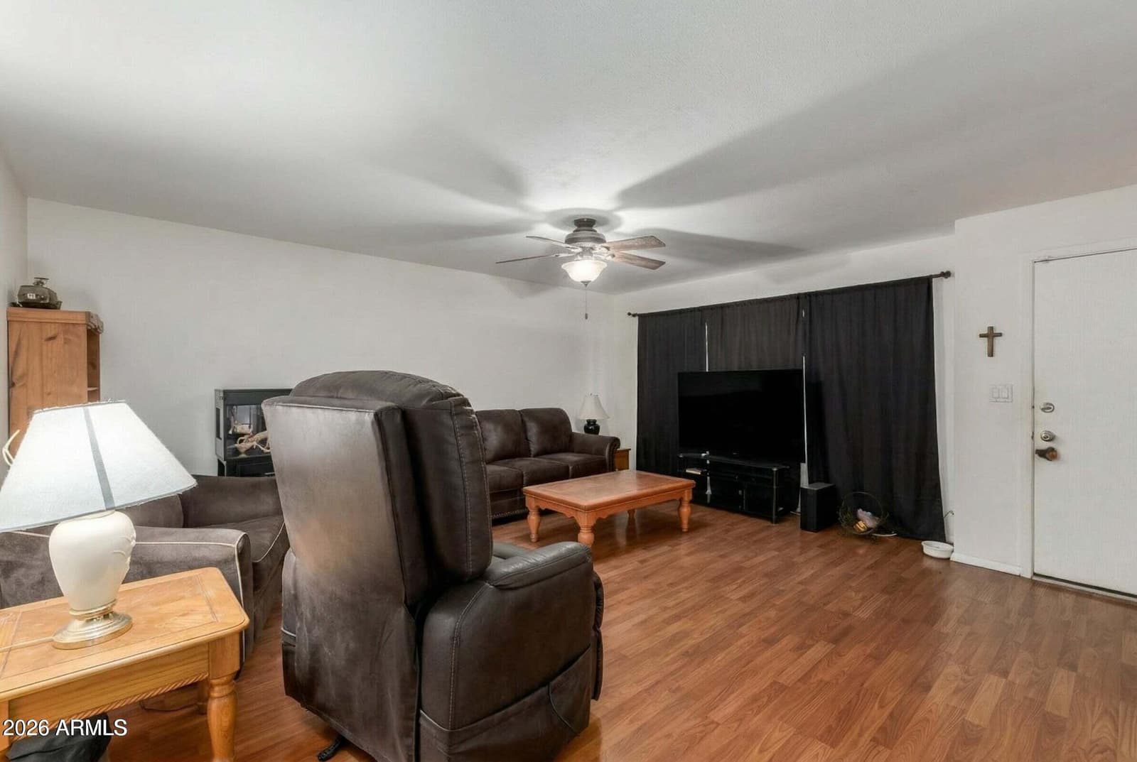 8802 N NEW WORLD Drive, Glendale, AZ 85302 — photo 4 of 15