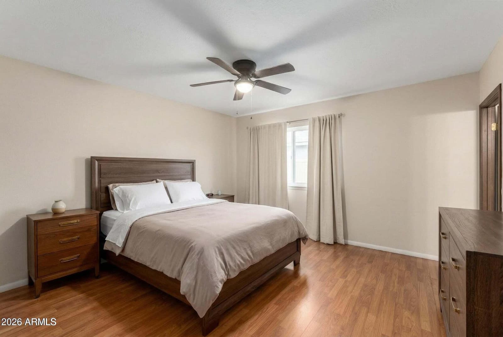 8802 N NEW WORLD Drive, Glendale, AZ 85302 — photo 11 of 15