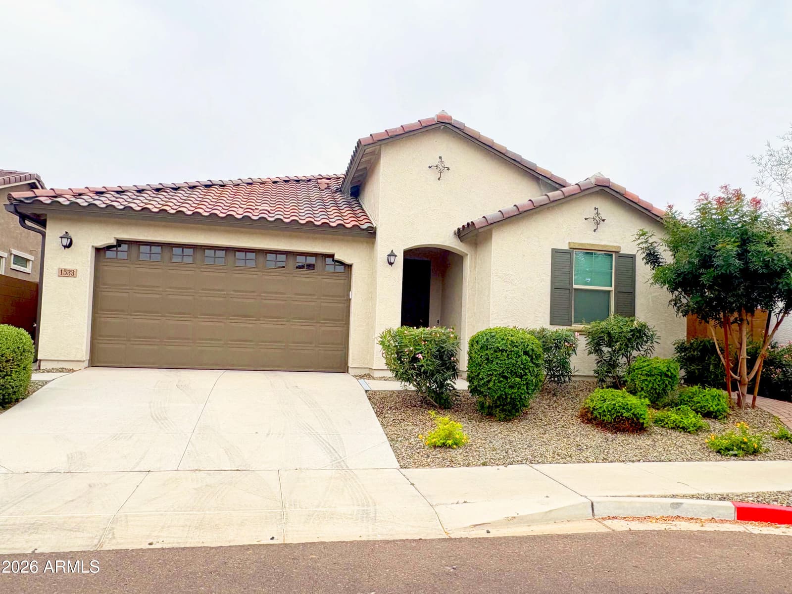 1533 W CARMEN Street, Phoenix, AZ 85041 — photo 3 of 67