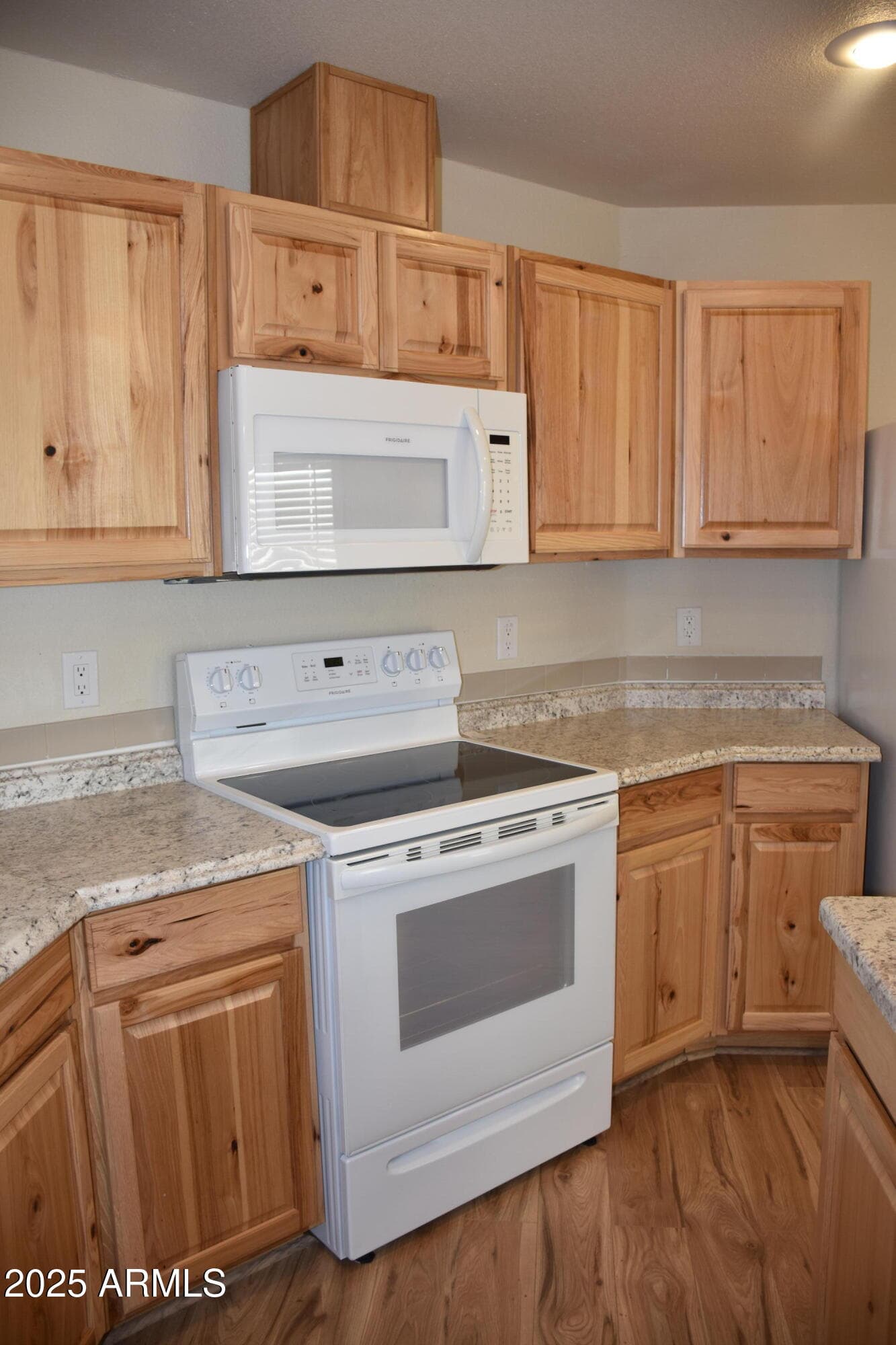 5028 E IRONWOOD Circle, Sierra Vista, AZ 85650 — photo 13 of 33