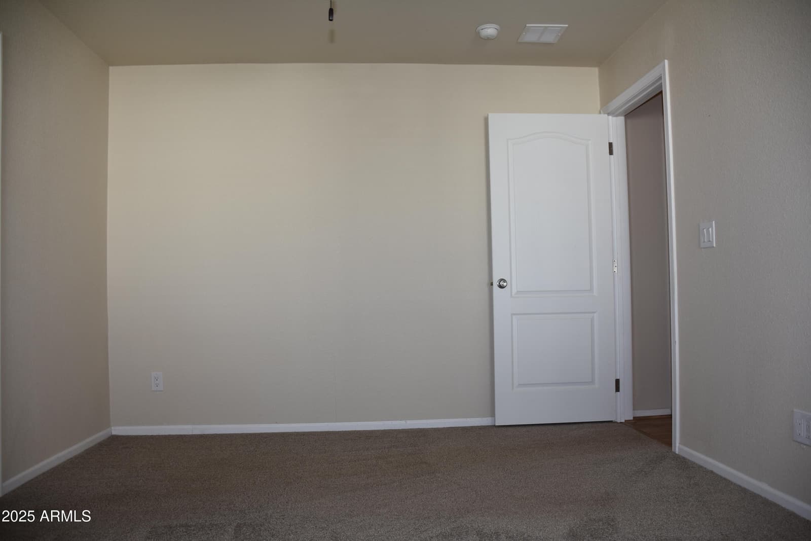 5028 E IRONWOOD Circle, Sierra Vista, AZ 85650 — photo 19 of 33
