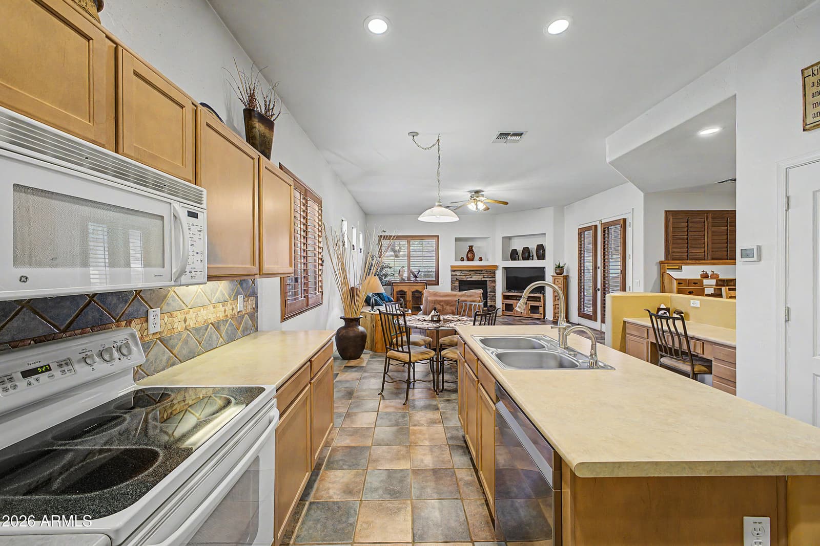 18575 W CAPISTRANO Avenue, Goodyear, AZ 85338 — photo 14 of 57