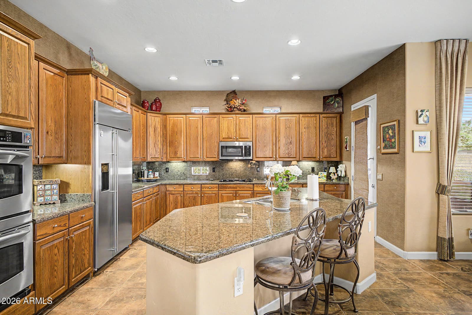 975 E COUNTY DOWN Drive, Chandler, AZ 85249 — photo 16 of 44