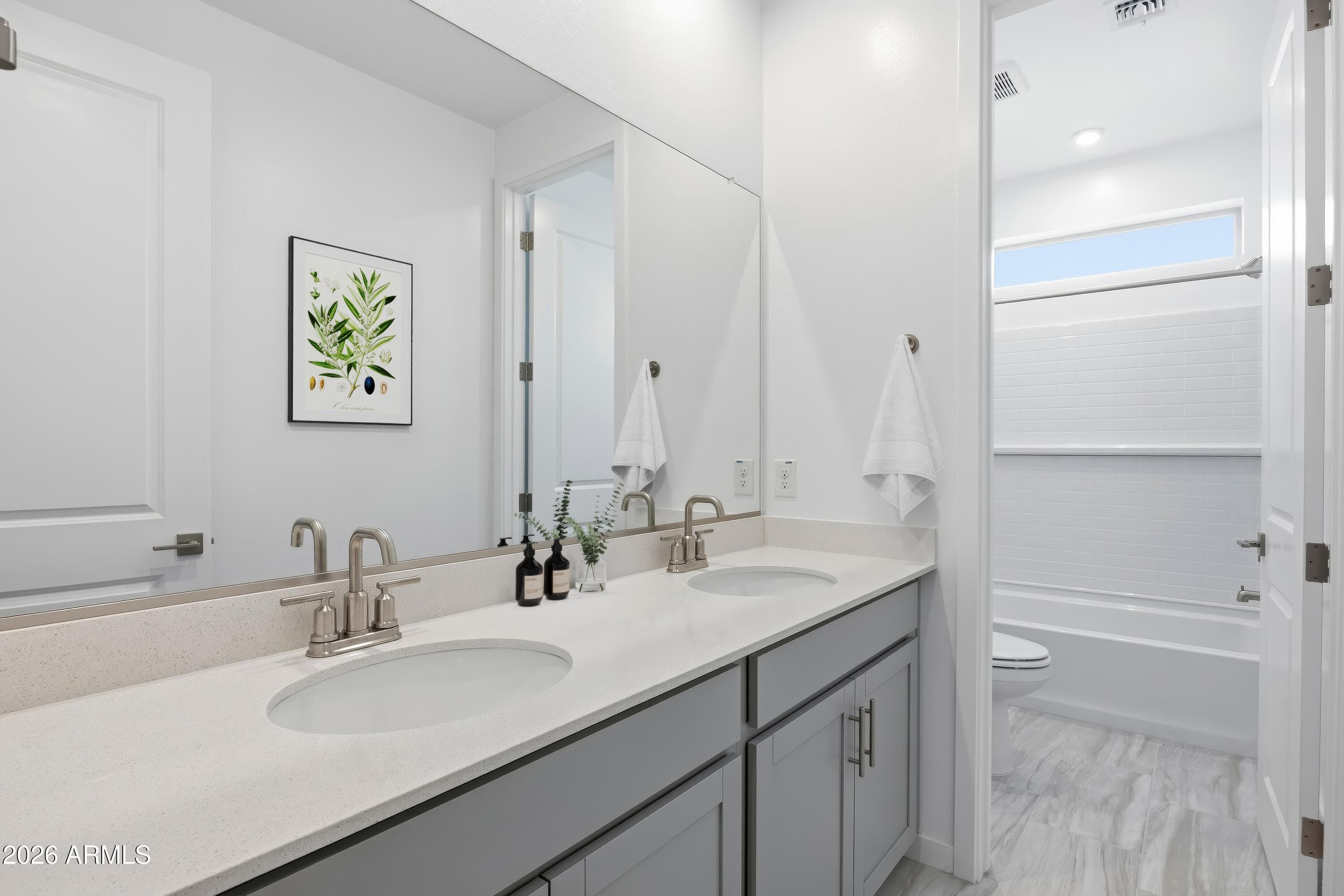 10223 S 20th Lane, Phoenix, AZ 85041 — photo 11 of 55