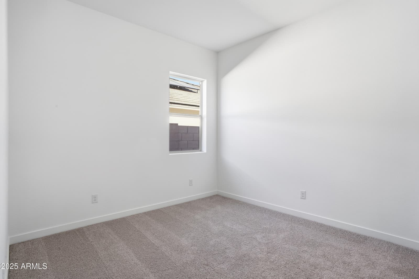 10309 S 20th Lane, Phoenix, AZ 85041 — photo 18 of 41