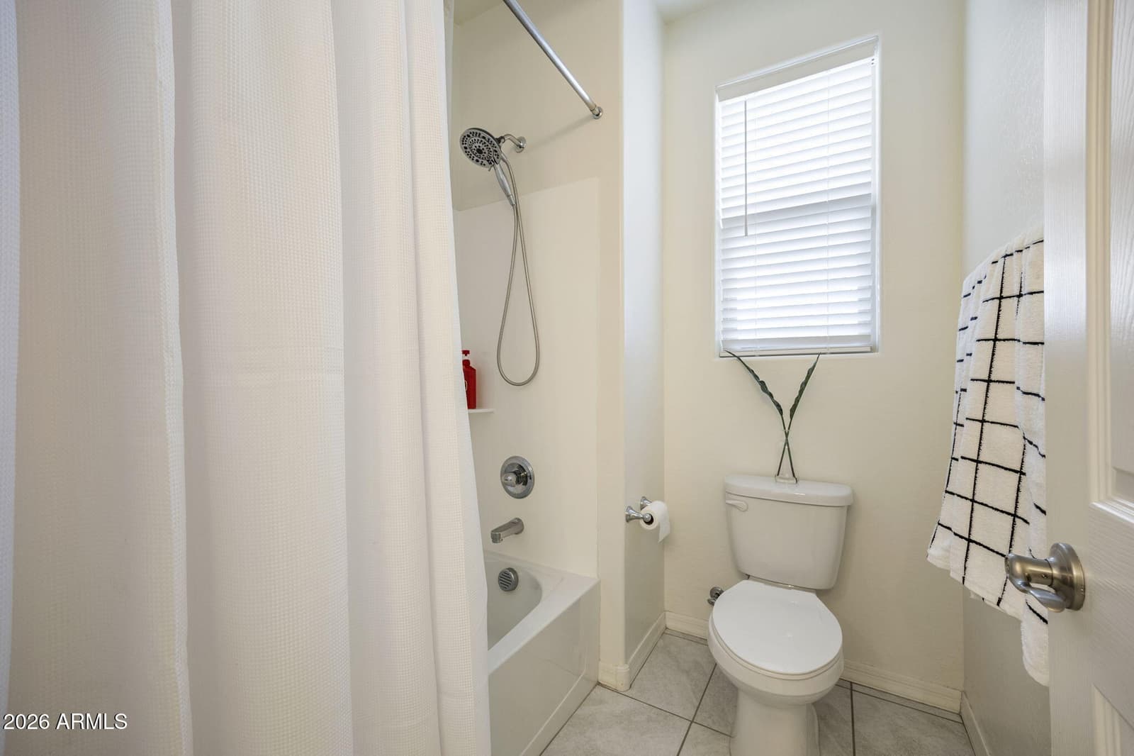 12515 W TUCKEY Lane, Glendale, AZ 85307 — photo 15 of 62
