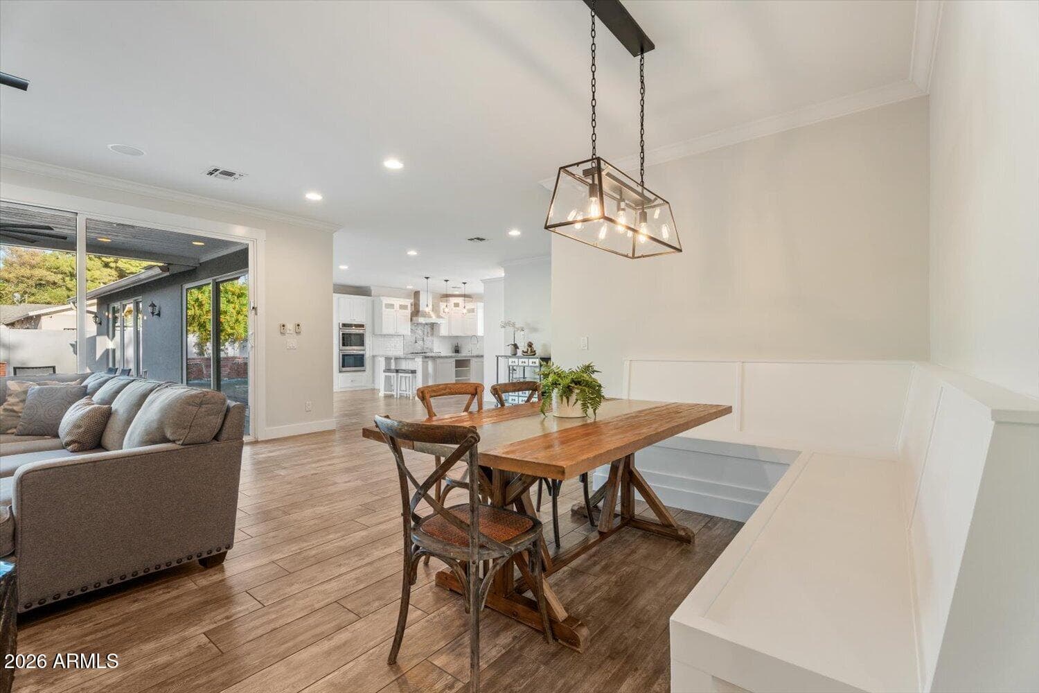 3401 N 34TH Place, Phoenix, AZ 85018 — photo 4 of 37
