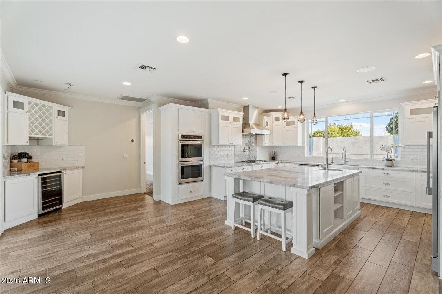 3401 N 34TH Place, Phoenix, AZ 85018 — photo 8 of 37