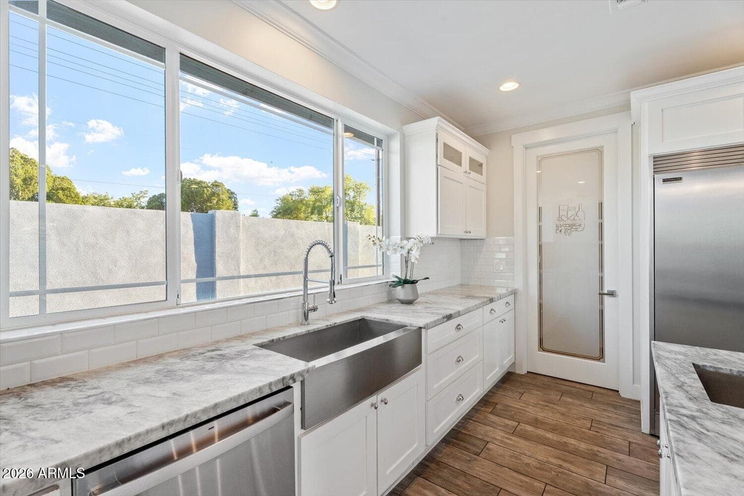 3401 N 34TH Place, Phoenix, AZ 85018 — photo 11 of 37