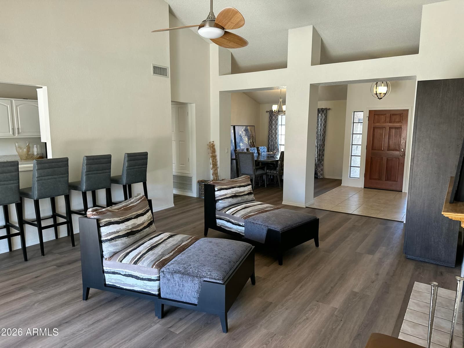 3909 E LAVENDER Lane E, Phoenix, AZ 85044 — photo 7 of 49