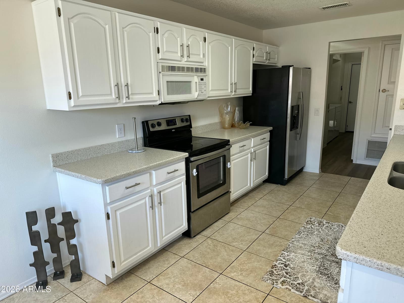 3909 E LAVENDER Lane E, Phoenix, AZ 85044 — photo 17 of 49