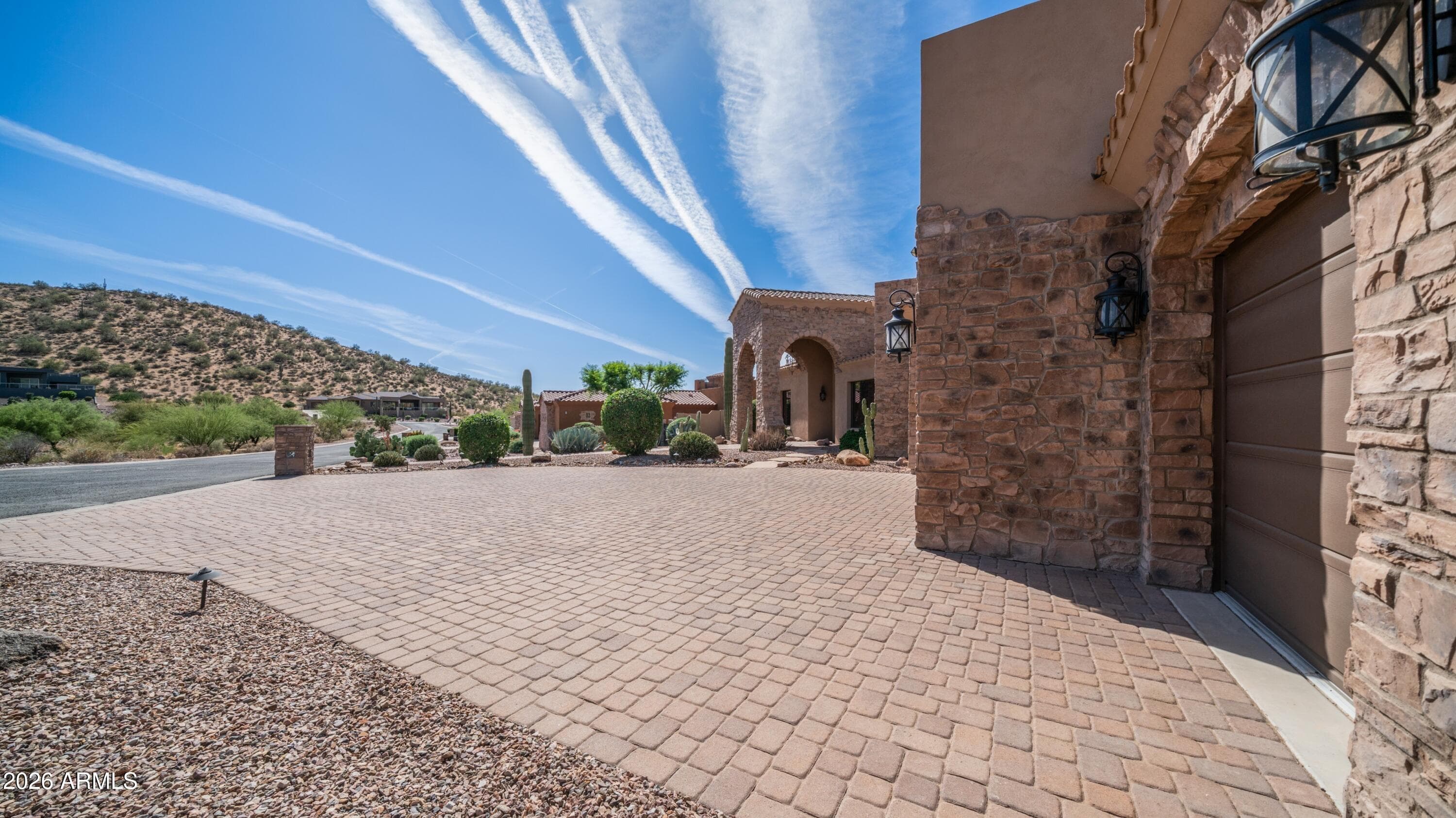 8920 E QUAIL COVE Lane, Gold Canyon, AZ 85118 — photo 4 of 32