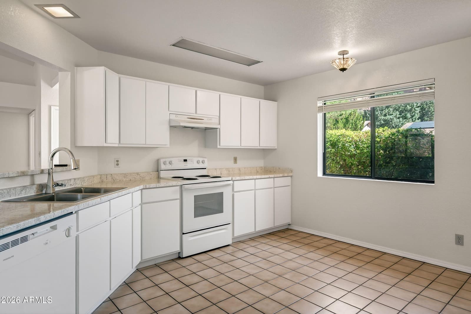 105 Gunsight Hills Drive, Sedona, AZ 86351 — photo 4 of 28