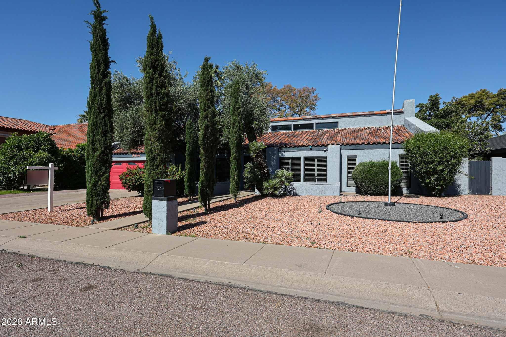 8444 N 7TH Avenue, Phoenix, AZ 85021 — photo 1 of 65