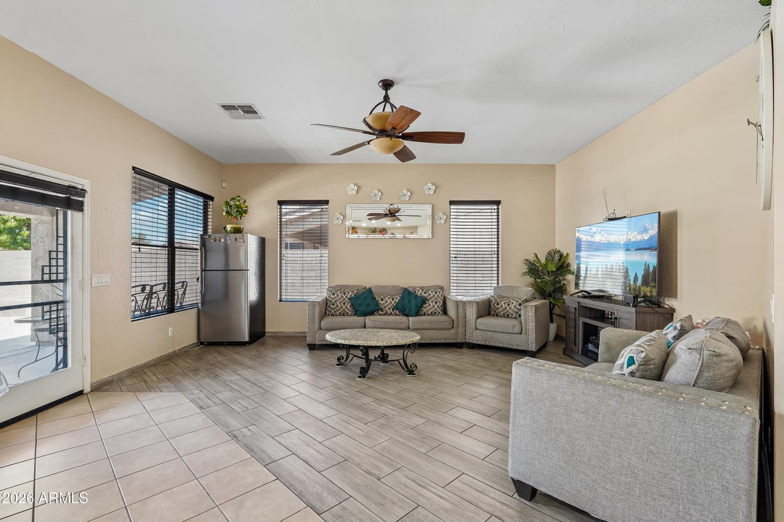 8334 W Marlette Avenue, Glendale, AZ 85305 — photo 18 of 37
