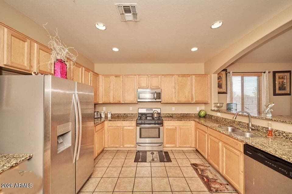 424 E DIAMOND Trail, San Tan Valley, AZ 85143 — photo 27 of 36