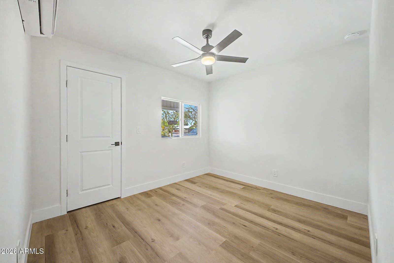 5539 E SWEETWATER Avenue, Scottsdale, AZ 85254 — photo 22 of 36