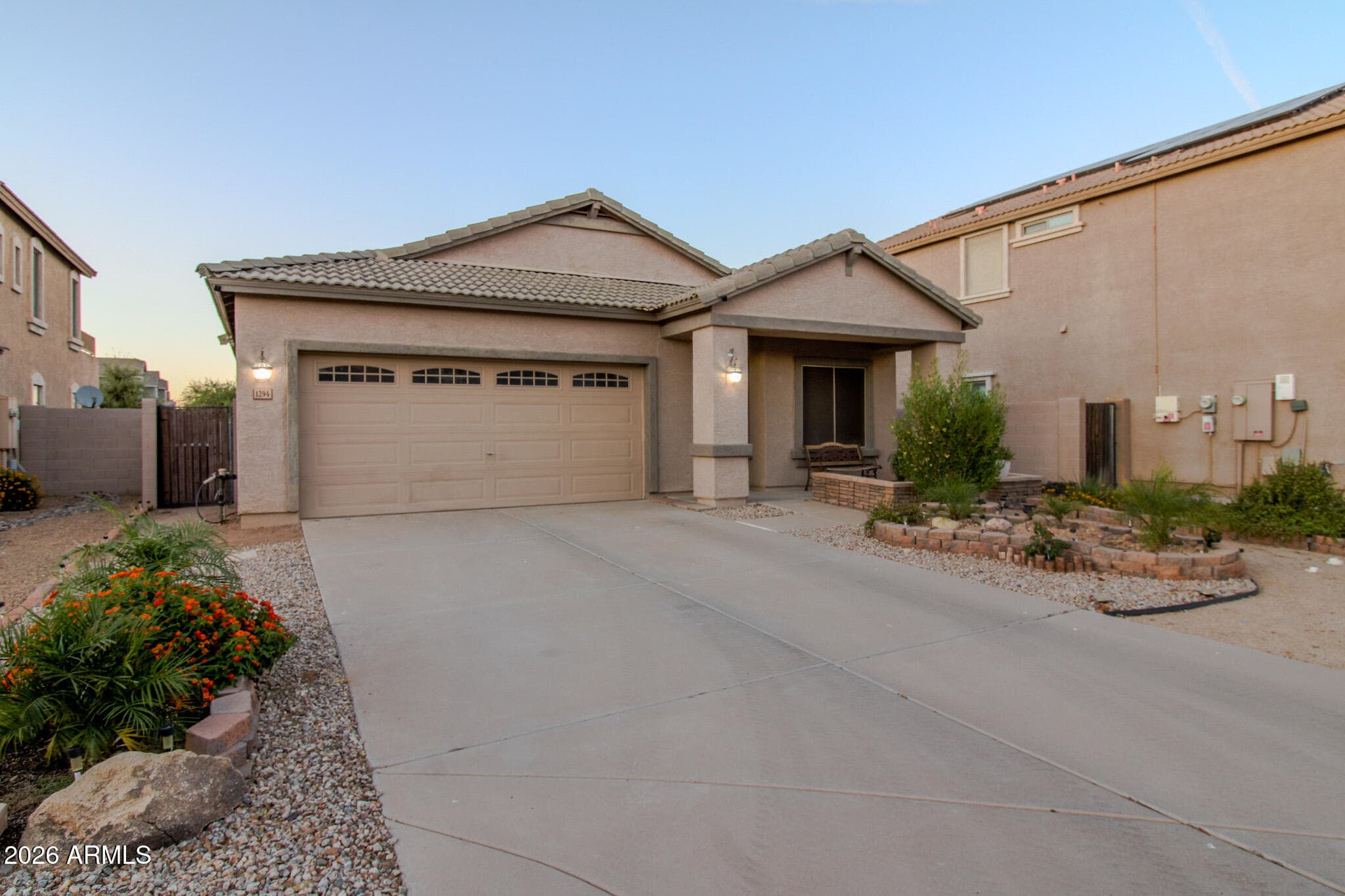 1294 W GREEN TREE Drive, San Tan Valley, AZ 85143 — photo 4 of 57