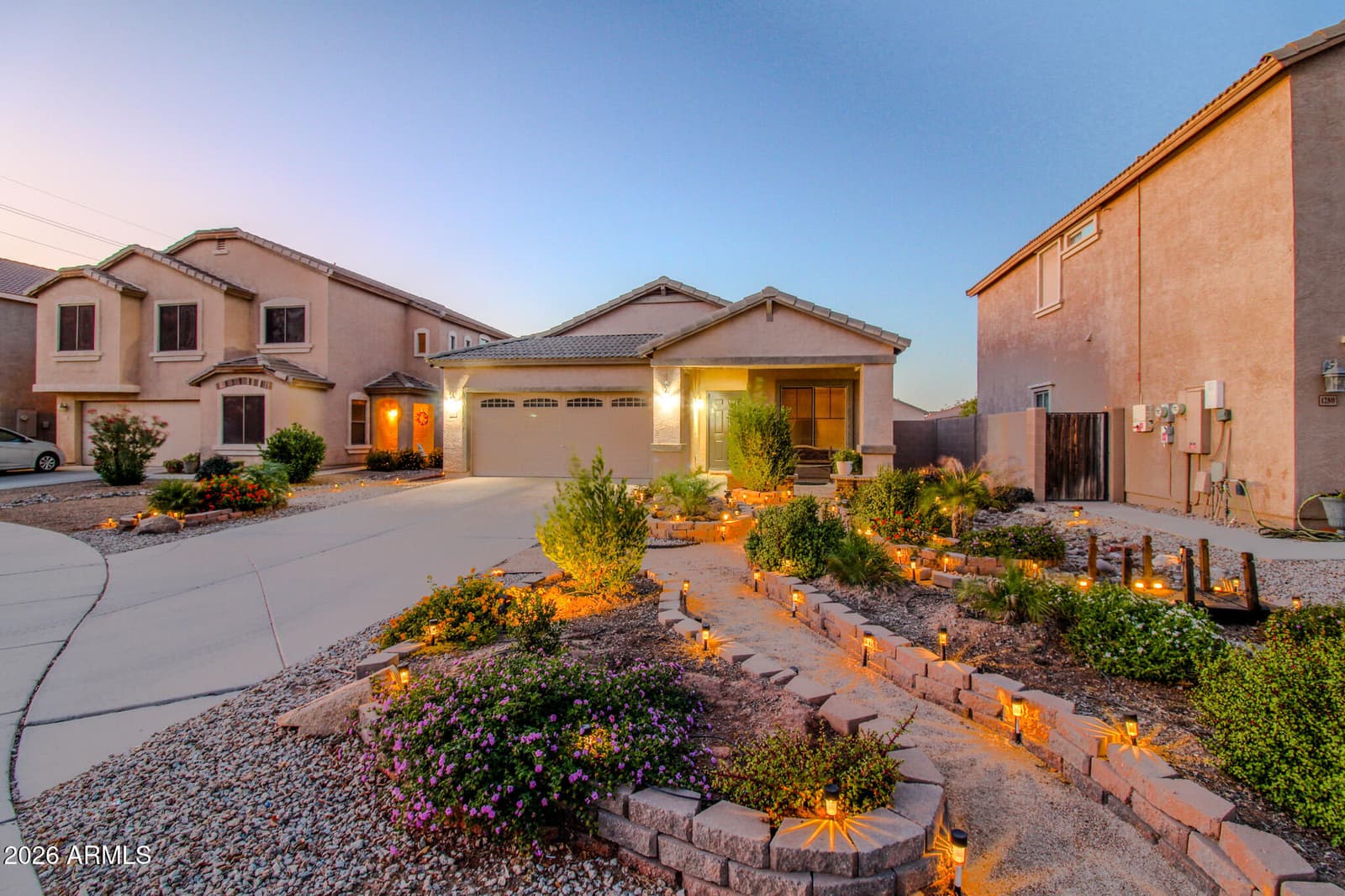 1294 W GREEN TREE Drive, San Tan Valley, AZ 85143 — photo 11 of 57