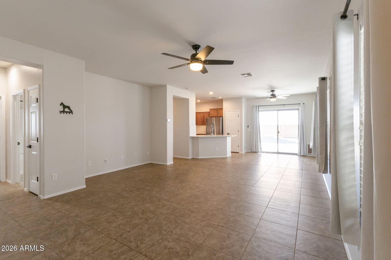 7525 W SPRINGFIELD Way, Florence, AZ 85132 — photo 5 of 31