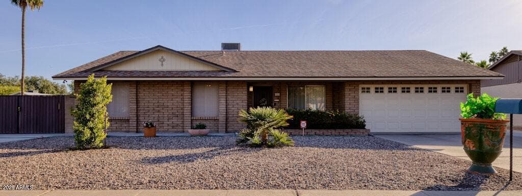4523 E Phelps Road, Phoenix, AZ 85032 — photo 1 of 17