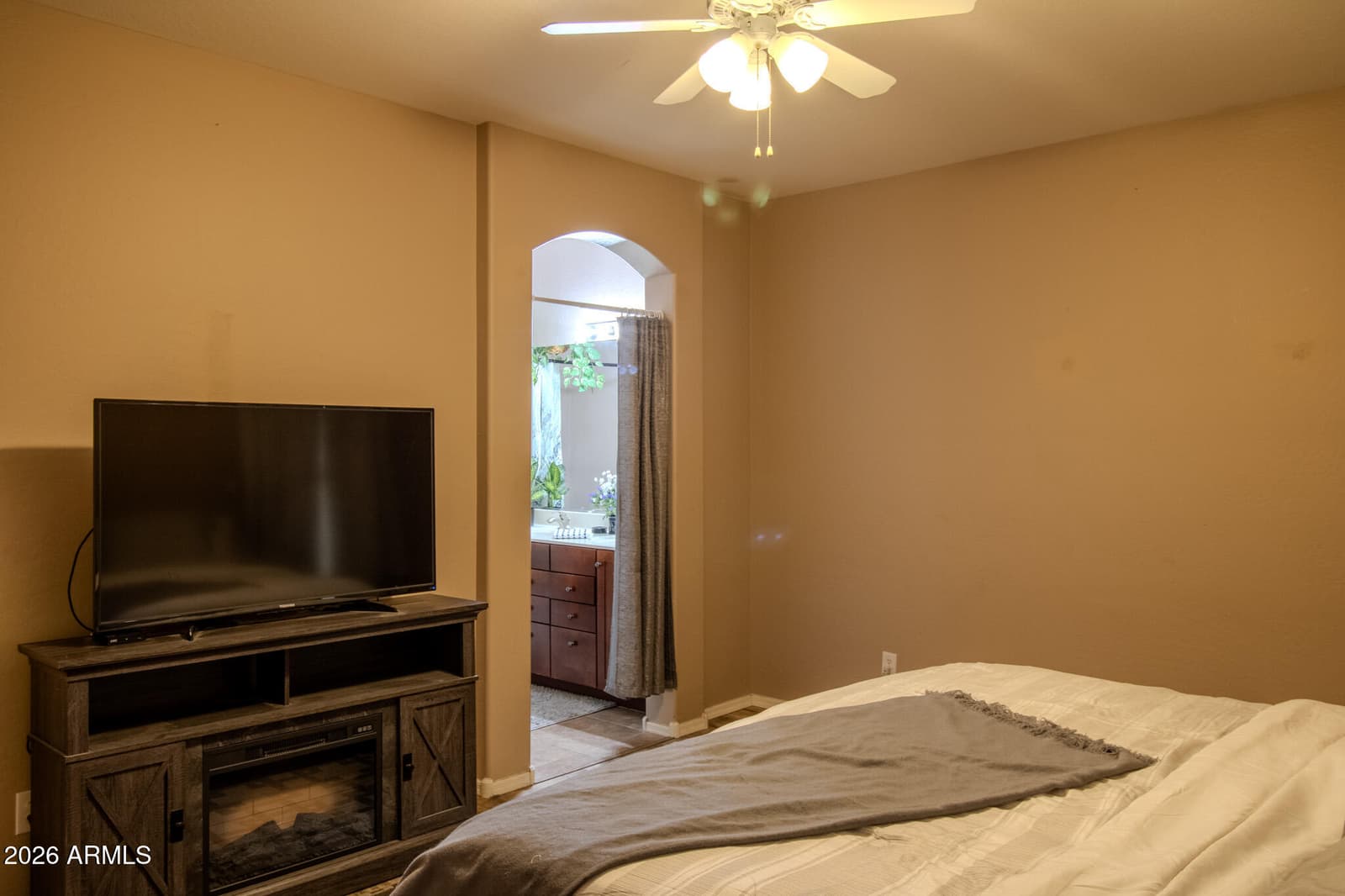 1294 W GREEN TREE Drive, San Tan Valley, AZ 85143 — photo 40 of 57