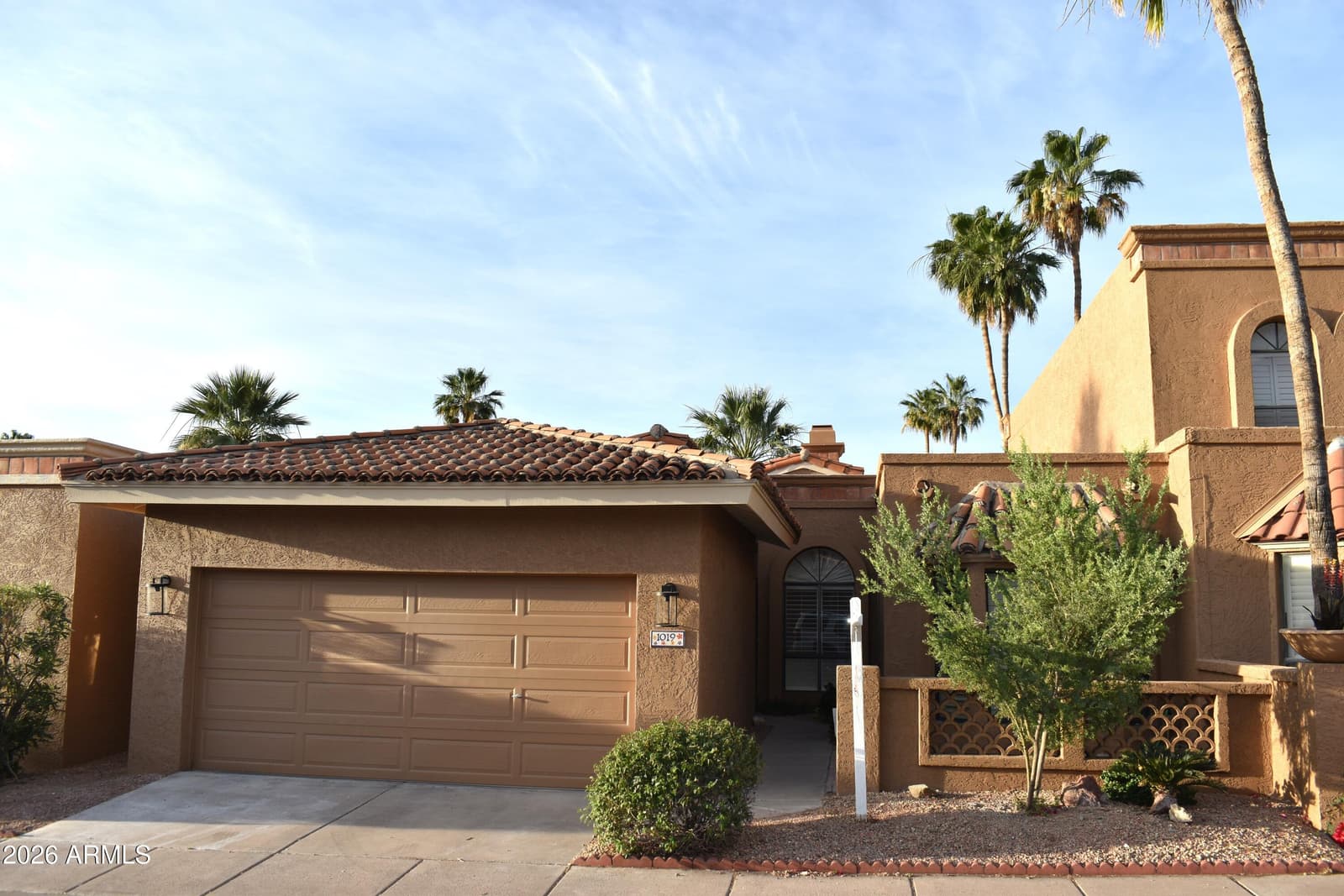 1019 E DESERT COVE Avenue, Phoenix, AZ 85020 — photo 8 of 45