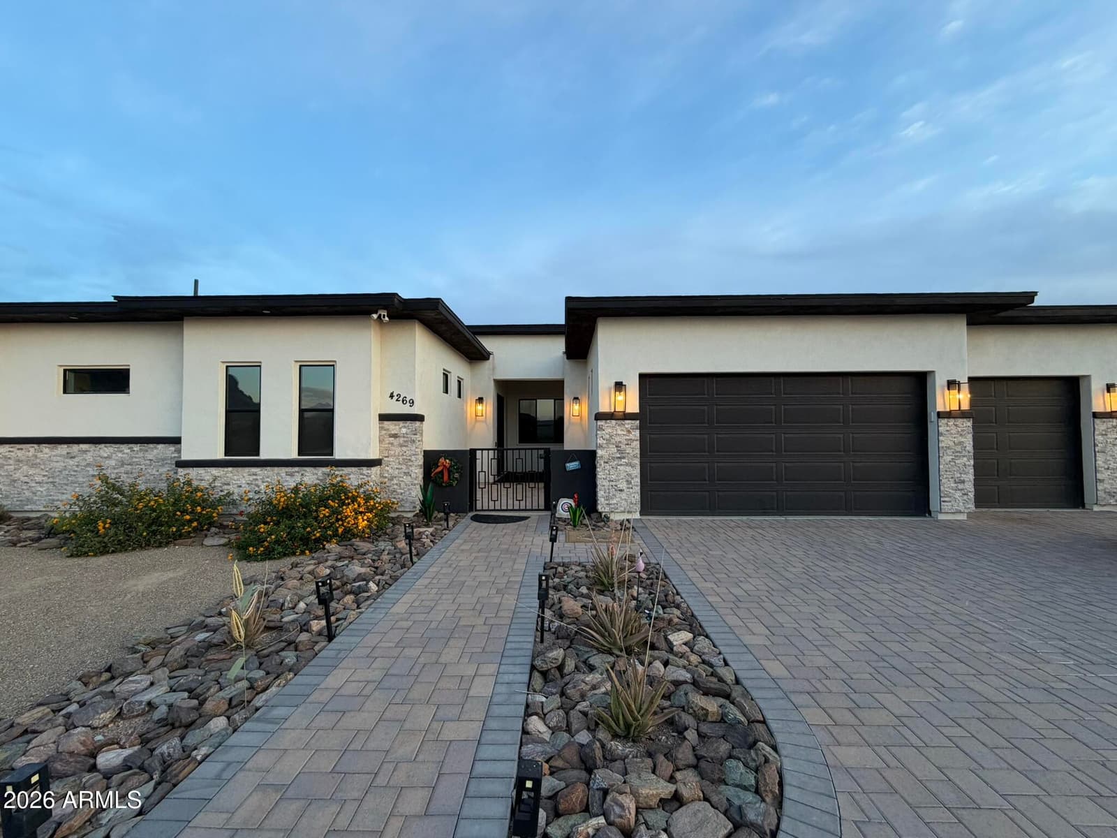 4269 E 4TH Avenue, Apache Junction, AZ 85119 — photo 1 of 56