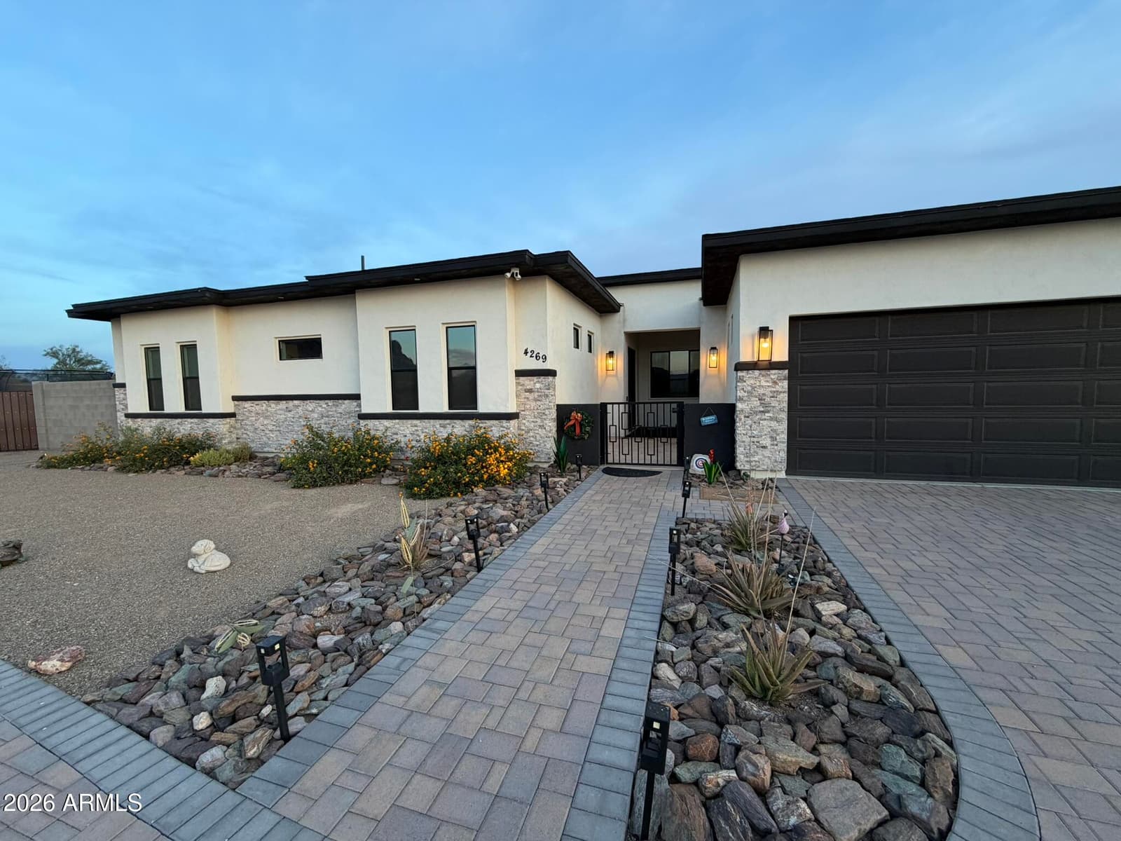 4269 E 4TH Avenue, Apache Junction, AZ 85119 — photo 2 of 56
