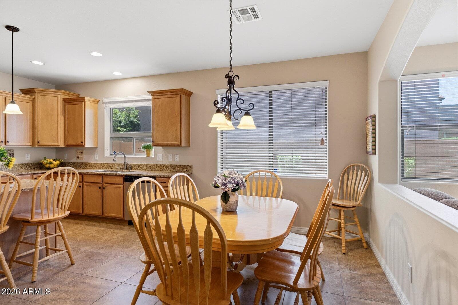 23124 N 41ST Street, Phoenix, AZ 85050 — photo 13 of 37