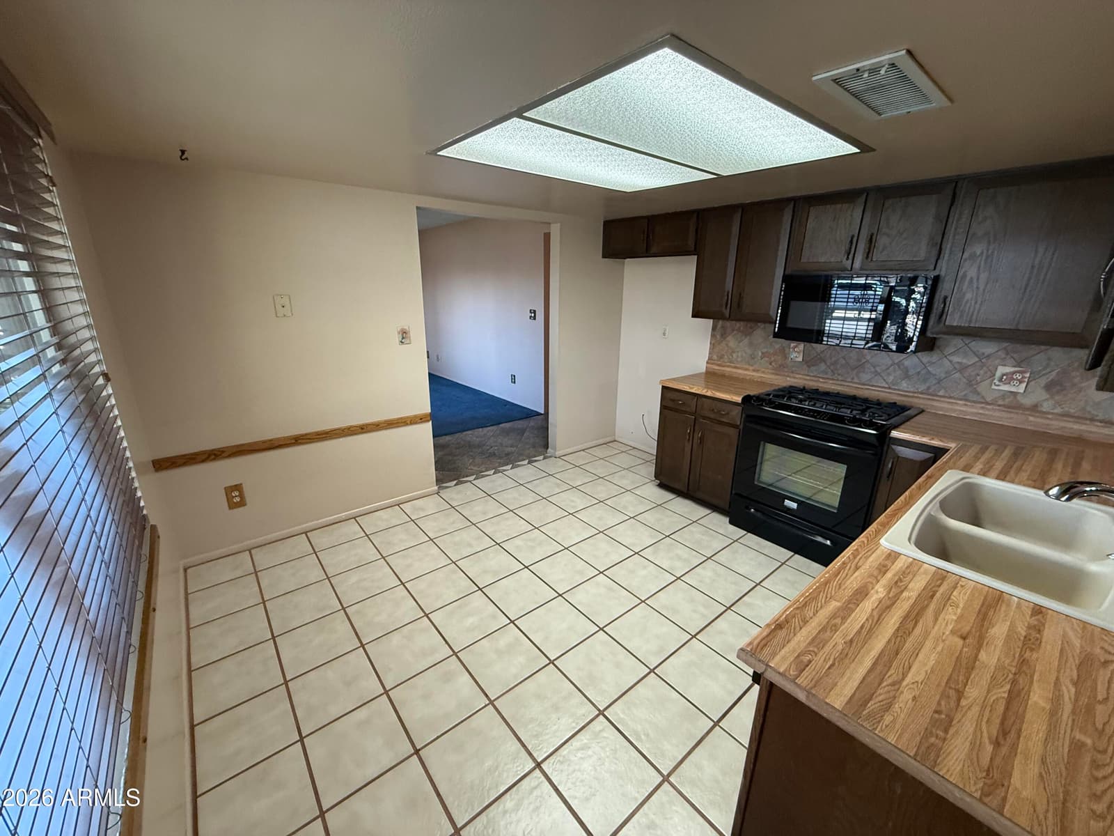 4135 N 88TH Avenue, Phoenix, AZ 85037 — photo 13 of 44